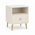Table de chevet blanche en panneaux MDF avec niche ouverte et porte rainurée 40 x 35 x 60 cm